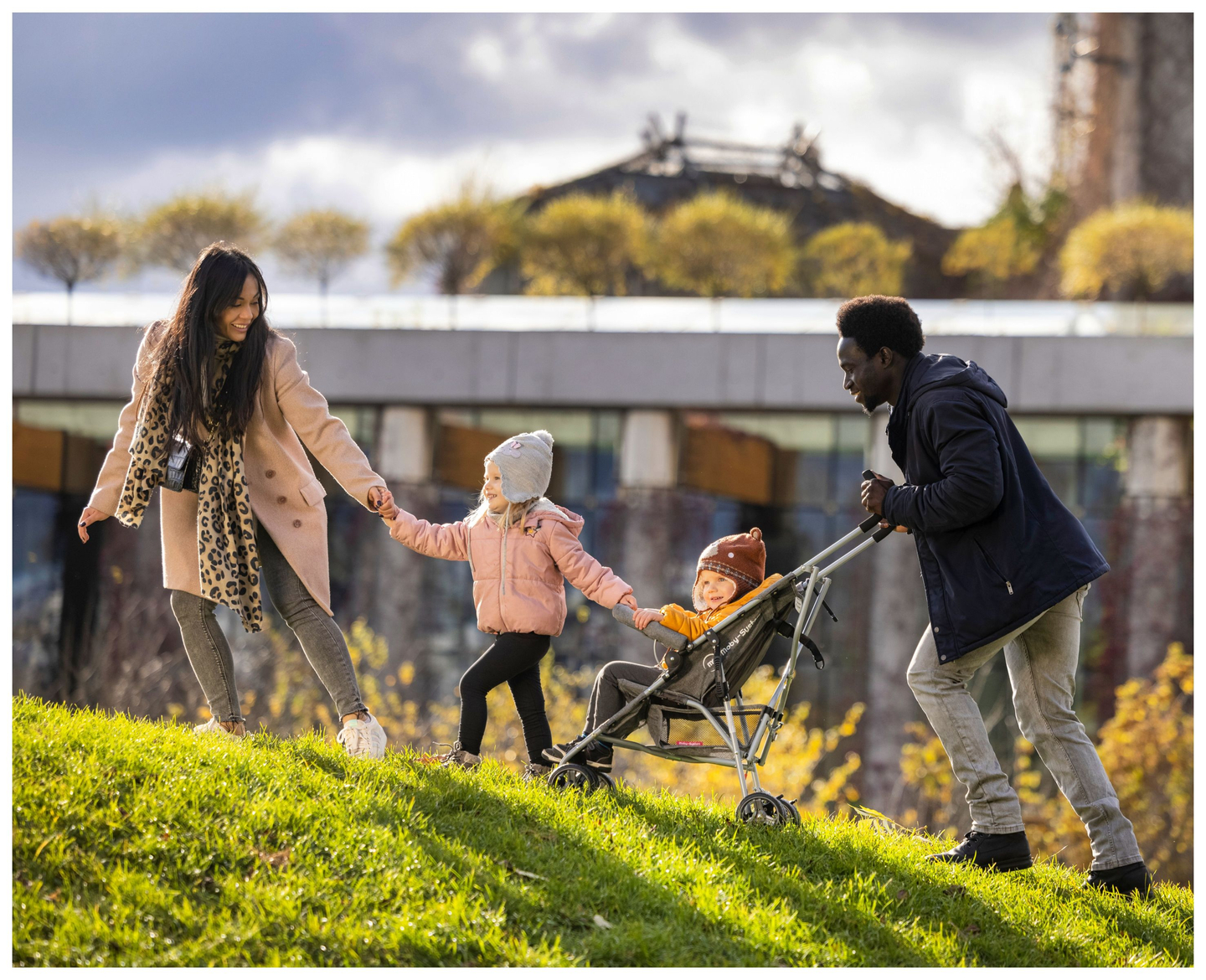 Viegls bērnu ratiņu komplekts, Moby-System Barton krāsa: pelēka