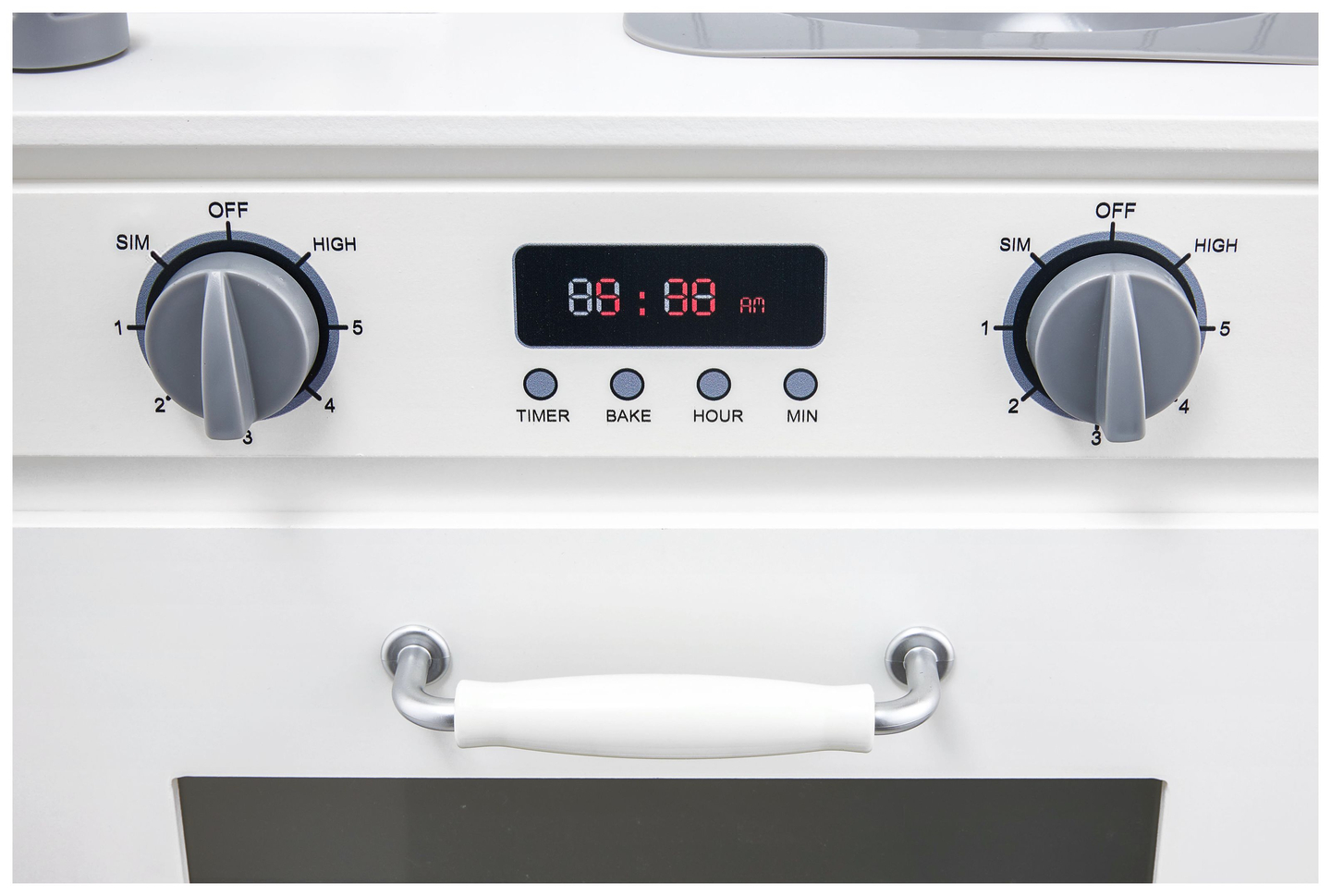 Balta koka virtuve ar priekšautu, piederumiem un LED lampu