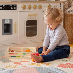 Koka augļi un dārzeņi griešanai