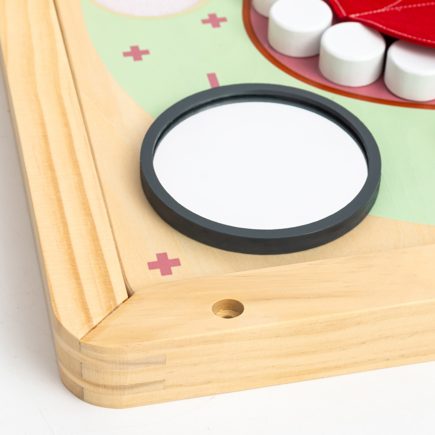 Koka Montessori mācību tāfele Mazais zobārsts - zobu birste, zobu pasta, izņemami zobi, spogulis, ēdiens, mācību garšas