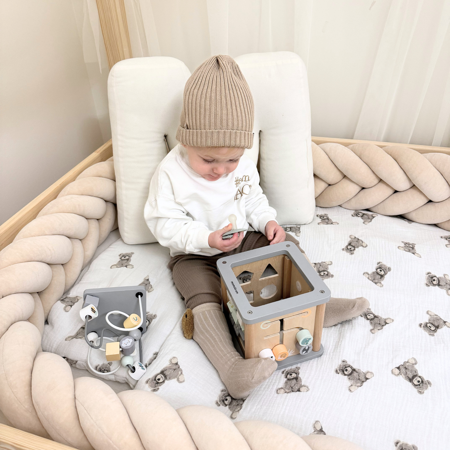 Montessori koka izglītojošais kubs - motoriskā cilpa