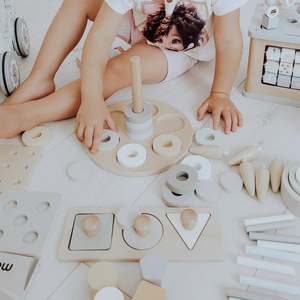 Montessori izglītojoša kaste maziem bērniem - 6 rotaļlietas