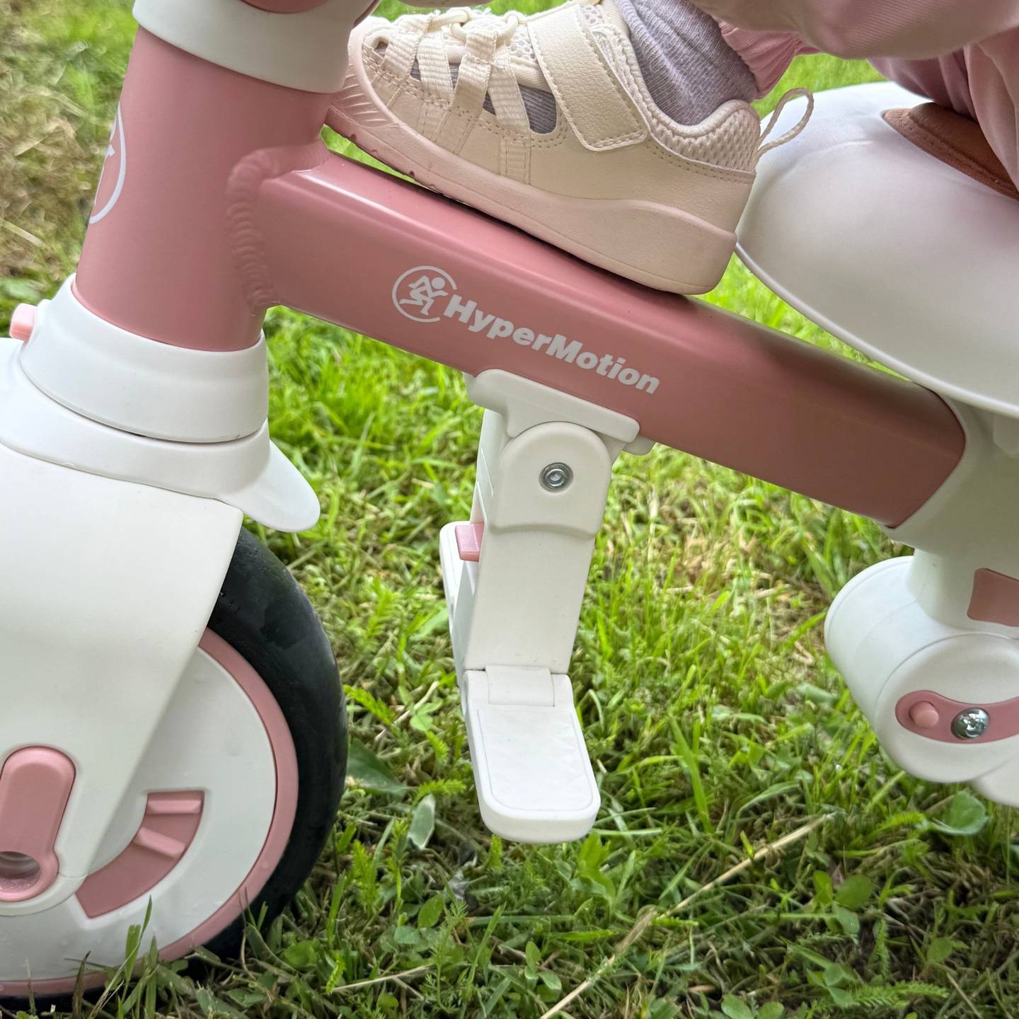 8in1 daudzfunkcionāls trīsritenis TOBI FOREST - rozā krāsā