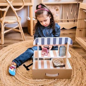 Saliekamais koka veikals - kafejnīca, konditoreja ar piederumiem