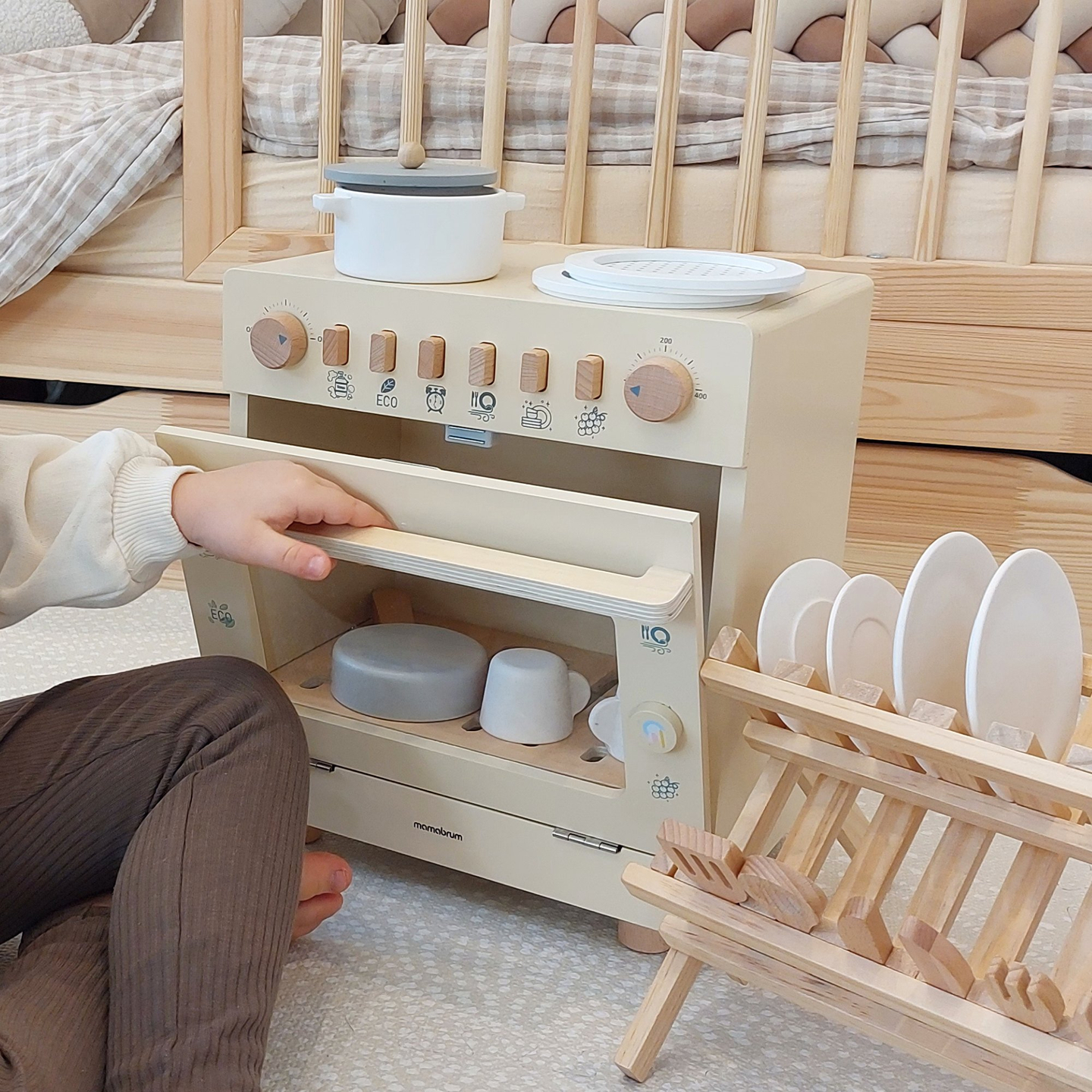 Koka trauku mazgājamā mašīna ar piederumiem