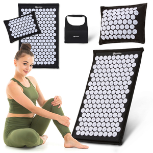 EKO lina akupresūras paklājiņš ar kokosriekstu šķiedru un griķu spilvenu – 68 cm HyperMotion melnbalts