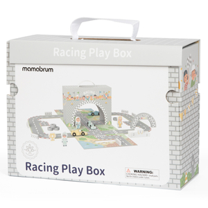 Magnētisks čemodāns ar sacīkšu trasi, koka transportlīdzekļiem un ceļa piederumiem