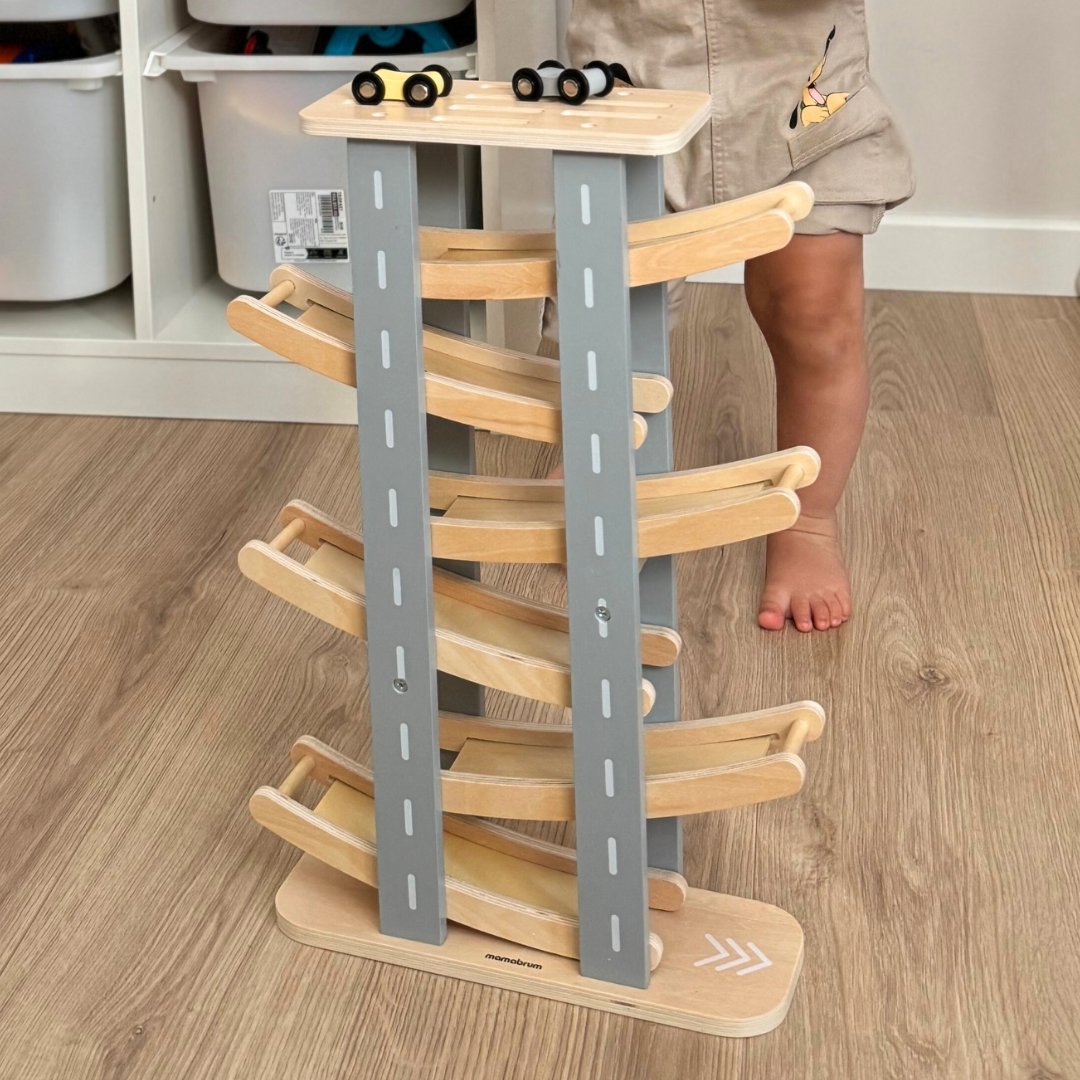 Koka trase - slidkalniņš automašīnām - 6 stāvi