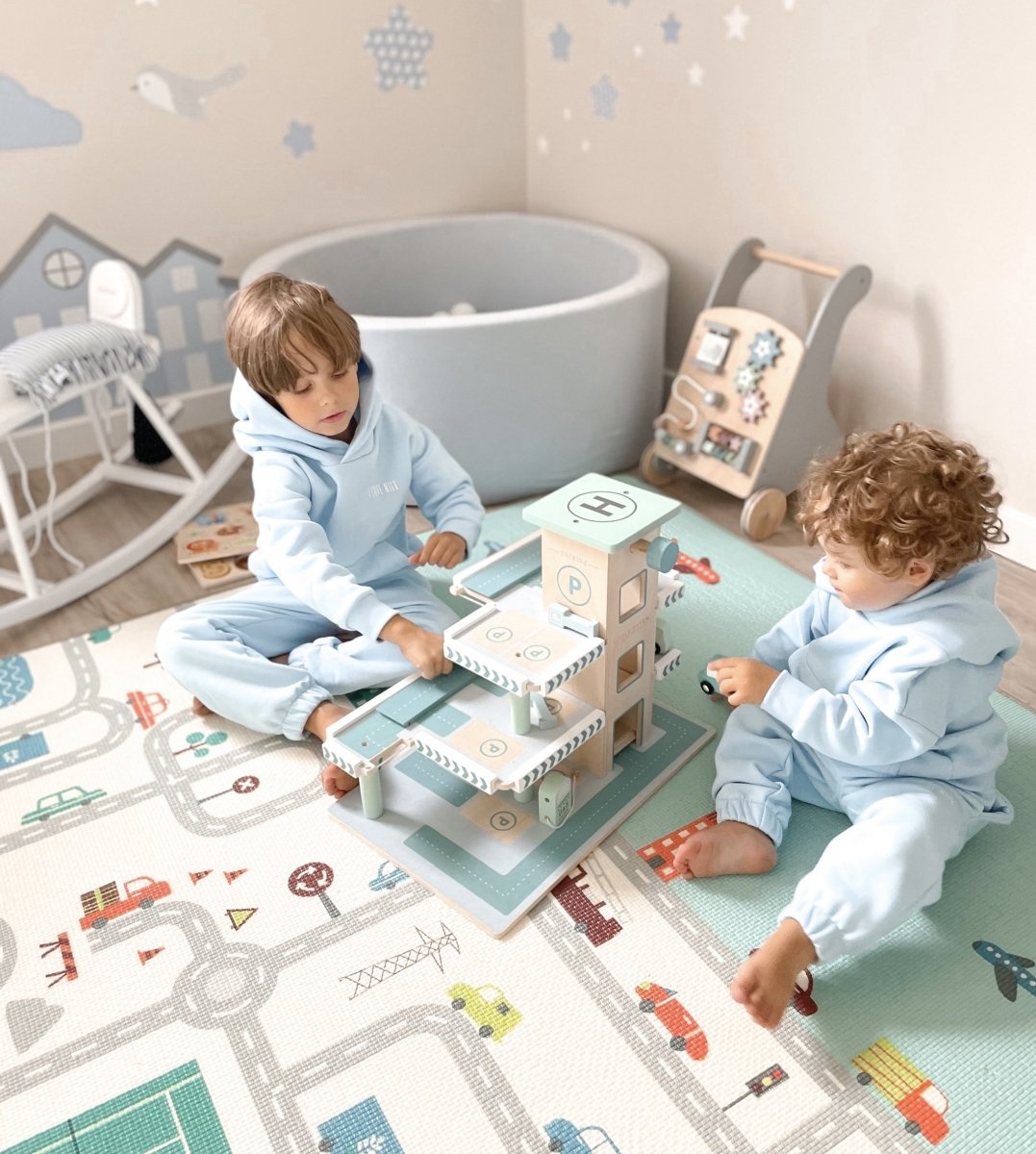 Divpusējs putuplasta paklājs XXL - rullis 2 CM (ceļš un līkloči)