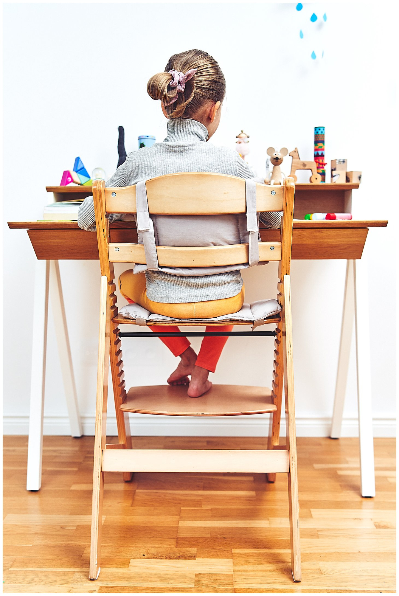 Koka barošanas krēsls Moby-System WOODY - dabīgā koka krāsa