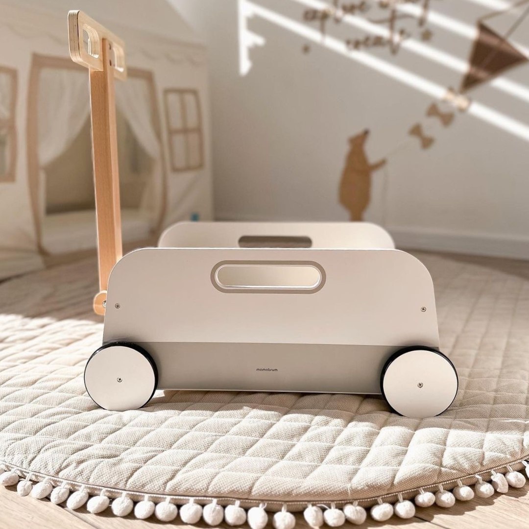 Koka rotaļu ratiņi - vilkšanas piekabe