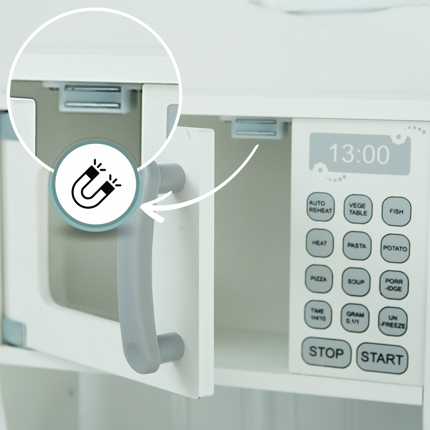 Koka bērnu virtuve ar mikroviļņu krāsni