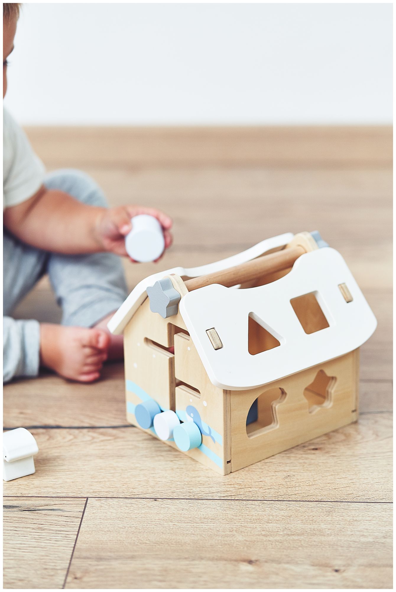 Sorteris - izglītojoša koka māja ar klucīšiem