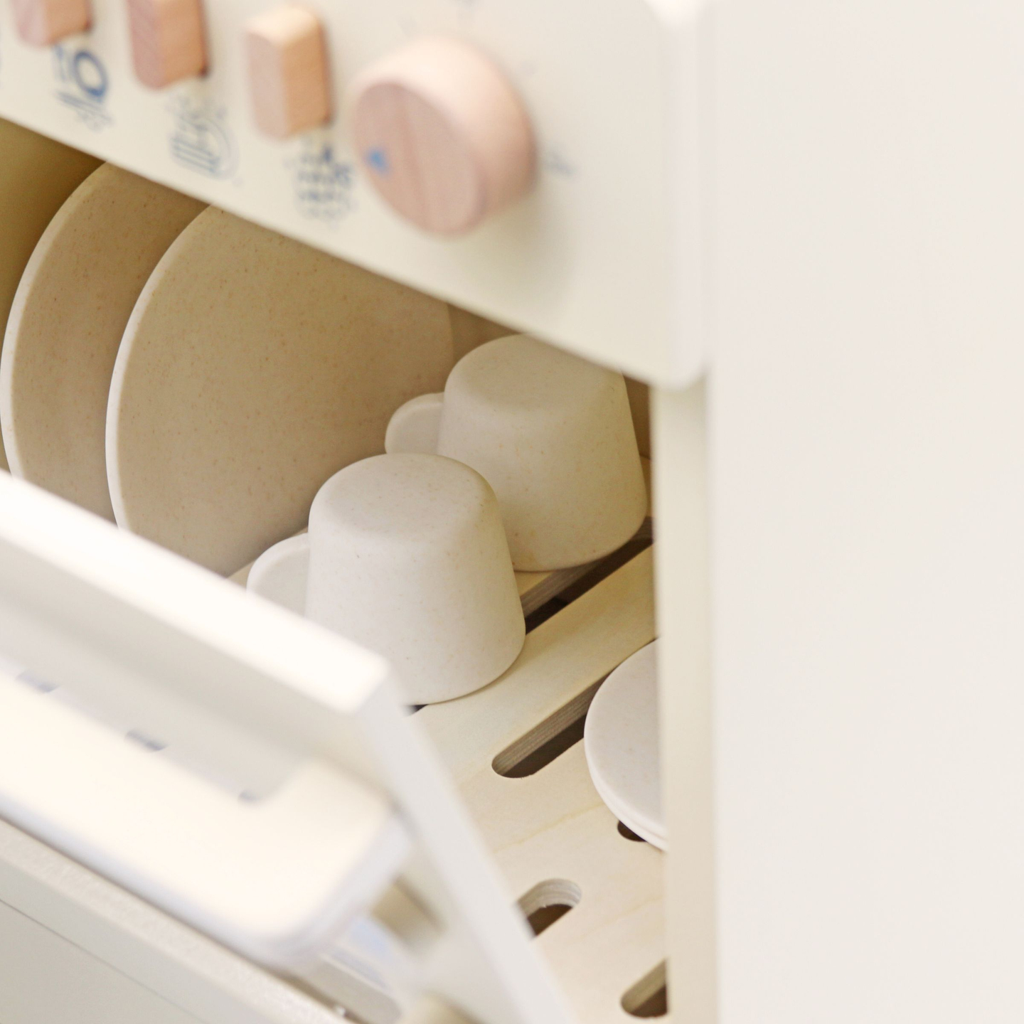 Koka trauku mazgājamā mašīna ar piederumiem