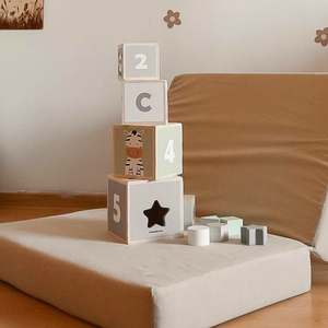 Koka tornis - formu šķirotājs skaitļi alfabēts dzīvnieki